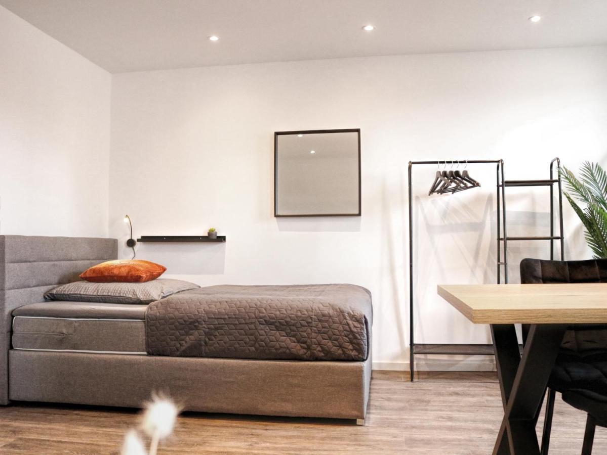 Lightplace • Groessere Gruppen • 4 Einzelzimmer • Boxspring • Smart Tv • Biergarten • Restaurant Брауншвейг Екстер'єр фото