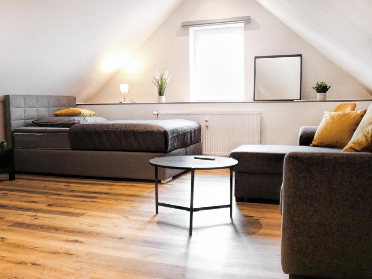 Lightplace • Groessere Gruppen • 4 Einzelzimmer • Boxspring • Smart Tv • Biergarten • Restaurant Брауншвейг Екстер'єр фото