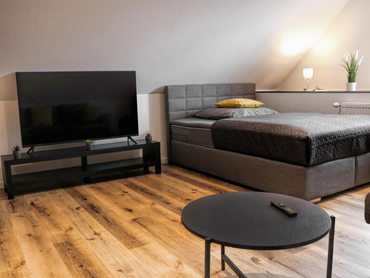 Lightplace • Groessere Gruppen • 4 Einzelzimmer • Boxspring • Smart Tv • Biergarten • Restaurant Брауншвейг Екстер'єр фото