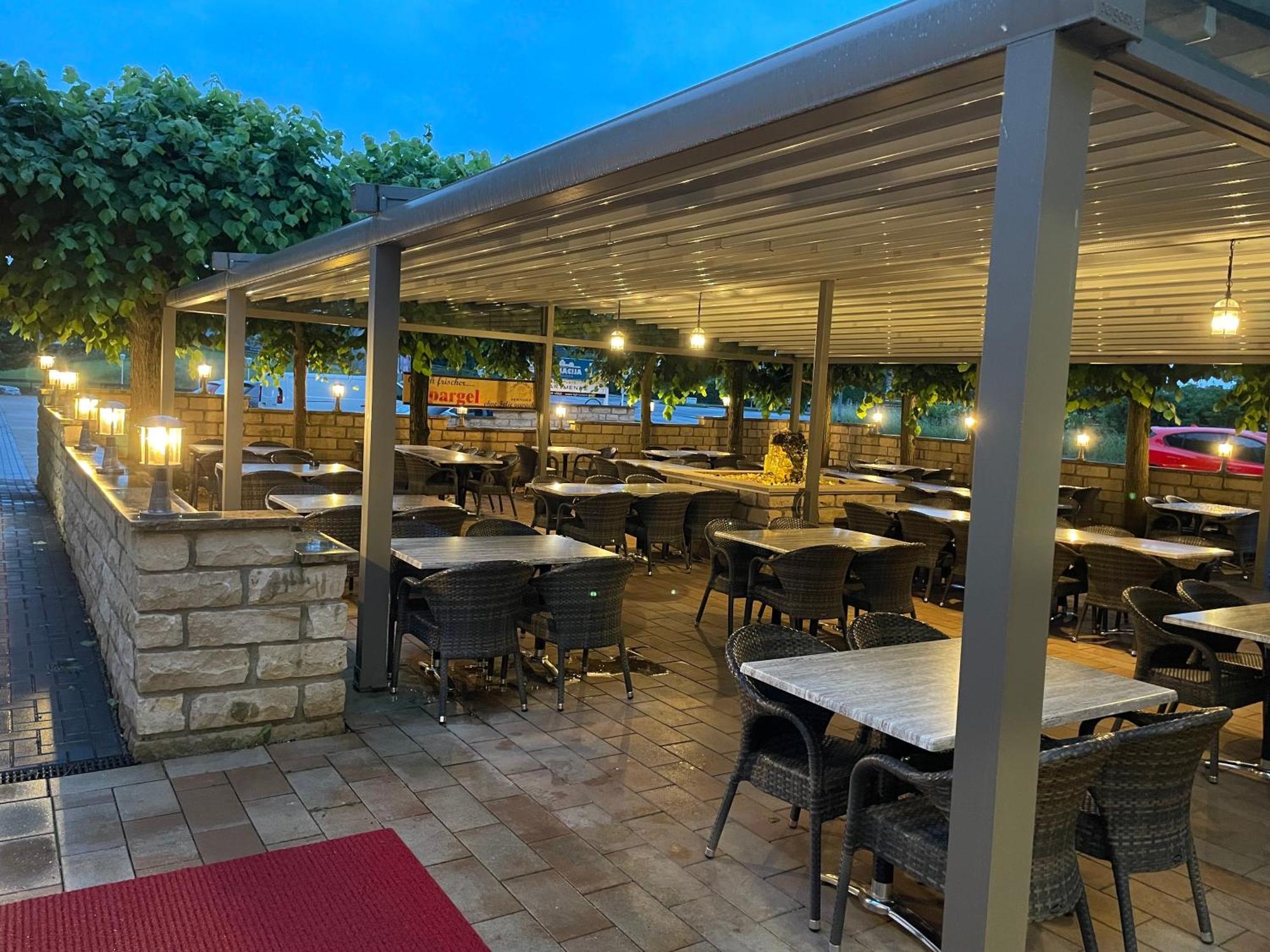 Lightplace • Groessere Gruppen • 4 Einzelzimmer • Boxspring • Smart Tv • Biergarten • Restaurant Брауншвейг Екстер'єр фото